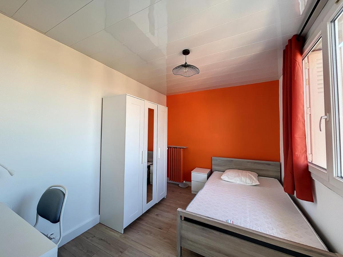 Agreable Appartement 4 Pieces, Vue Mont Ventoux, Proche Remparts Avignon Eksteriør bilde